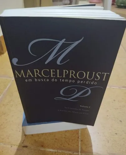 Marcel Proust - Em Busca do Tempo Perdido (716 pág)