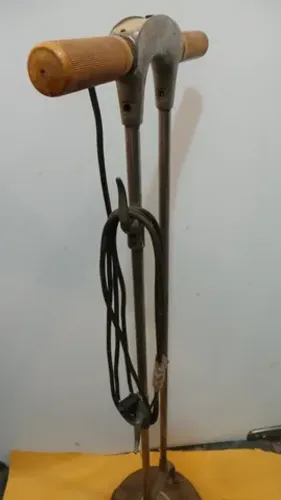 Enceradeira antiga dos anos 60/70 marca arno toda original sem funcionar