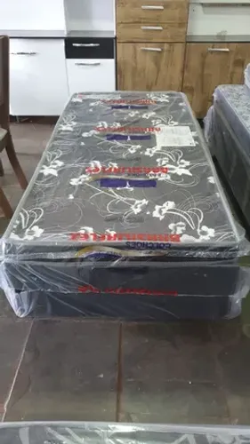Box de solteiro 88x 12 D.20 cm de colchão  novo valor 399,00