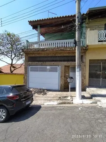 Sobrado de 3 dorm. - 2 vagas de garagem - centro - Poá/SP.