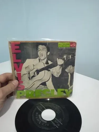 Elvis Presley Primeiro Compacto no Brasil (1956)