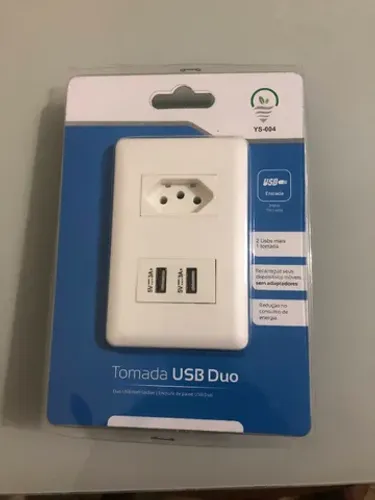 Tomada Usb De Parede Universal Bivolt 2.1a 5v Celulares Cor Branco