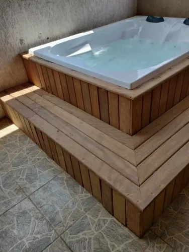 Deck de madeira para jardim a Partir 
