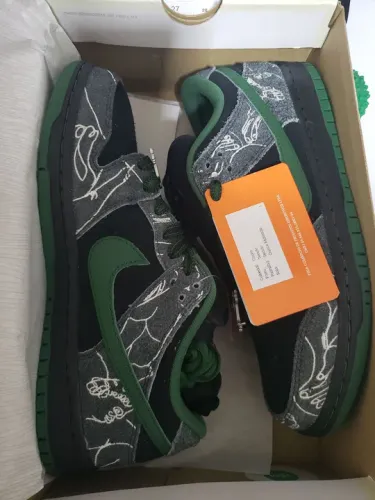 Dunk Low Sb There 40