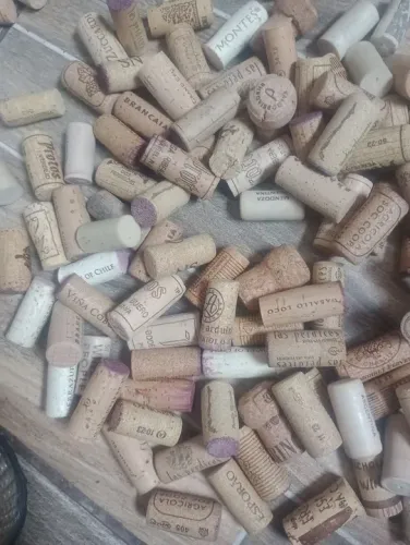 Rolhas de garrafa de vinho vários tipos 