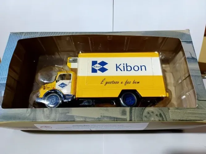 Coleção Caminhões Brasileiros Mercedes-benz L1113 (caixa)