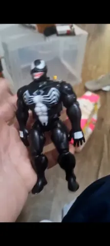 Boneco Venom Articulado - Colecionador