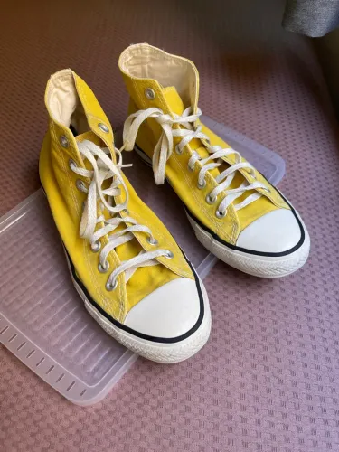Tênis all star amarelo