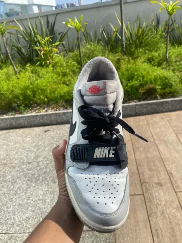 Tênis Nike Air Jordan Legacy 312 Low Black Toe
