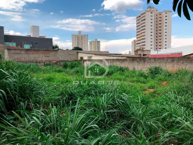 Lote em Maracanã, próximo ao Atacadão do Rio Vermelho