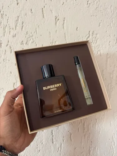 Kit Burberry hero eau de Parfum 100ml + caneta 10ml original lacrado adipec 