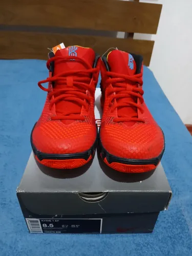Tenis Kyrie 1 EP Vermelho - Tamanho 40