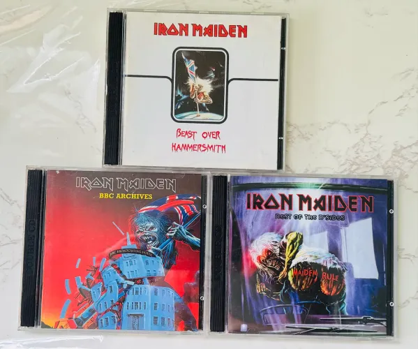 Cds Iron Maiden importados Eddies Archives raros