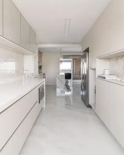 Armários de Cozinha Modernos modulados de marcenaria 