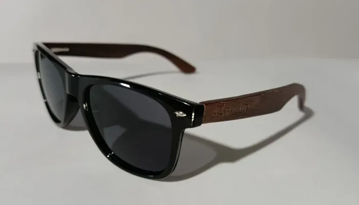 Óculos de Sol Estiloso Clássico Casual BARCUR Haste bamboo Proteção UVA-UVB com Case 