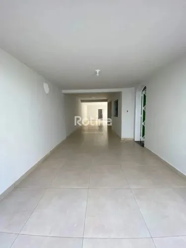 Casa à venda, 3 quartos, Santa Mônica - Uberlândia/MG - Rotina Imobiliária