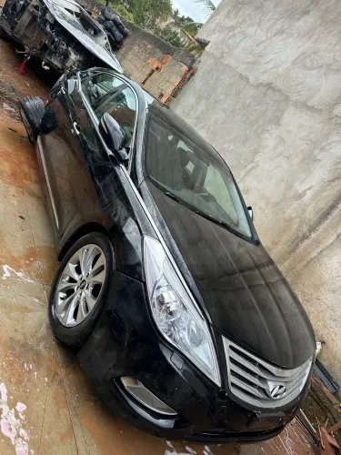 Azera peças