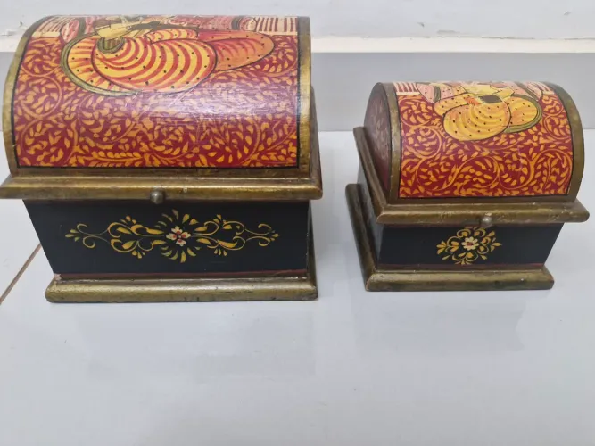 Caixas antigas decorativas Indianas - Item único 
