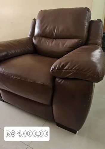 Poltrona do Papai em Couro Legítimo (eletrônica)
