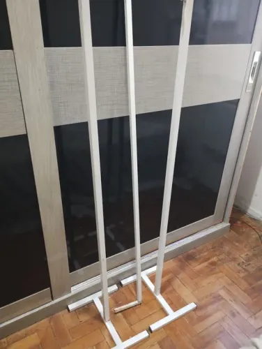 Suporte para painel, banner e cortina regulável