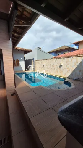 Casa de Alto Padrão à venda no bairro Maitinga em Bertioga/SP