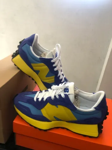 Vendo tênis new balance 327 v1 aceito cartão 