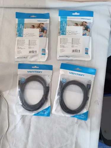 4 cabos para PC marca Vention