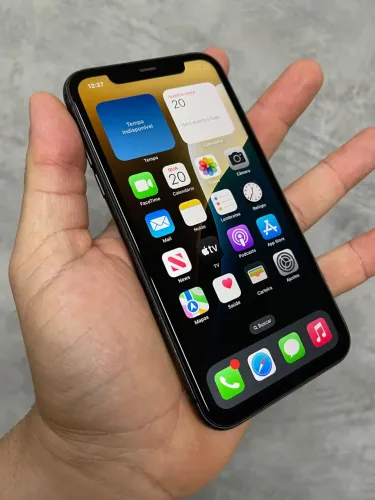 iPhone 11 64gb Td original troco ou vendo 10x cartão