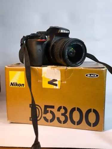 Câmera Nikon d5300 com wi fi 