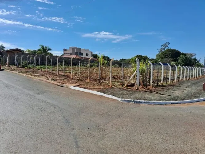 Venda de Terreno / Padrão na cidade de SABÁUDIA