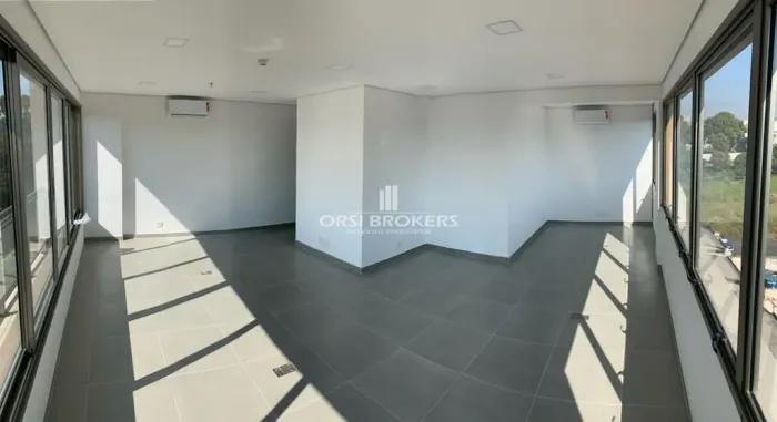 Sala Comercial em Umuarama, Osasco/SP