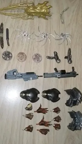 Acessórios boneco predador escala 7
