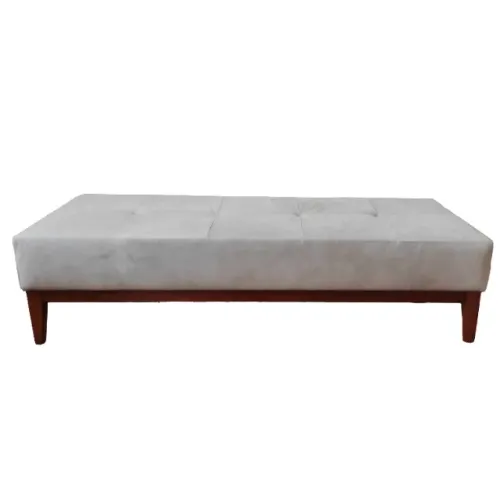 Puff Mei estofado Fernando Jaegger, estofado em couro C 130cm x L 70cm x A 42cm