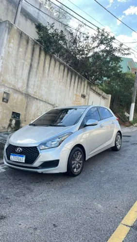 Vendo 52 mil hb20 2019 confort 1.0