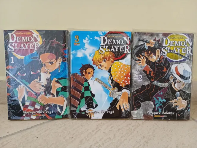 Demon Slayer - Volume 1, 2 e 3