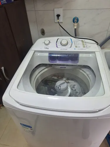 Máquina de levar roupas ELECTROLUX 13 KG
