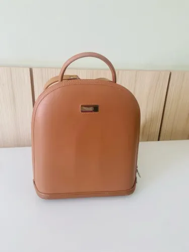Mochila Datelli vintage 100% couro 25cm x 22cm