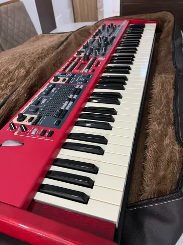 Nord Stage 2 SW73 Compact 