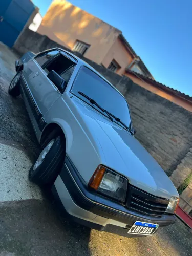 Chevrolet Monza GL 2.0 Efi/sl/l/650/club/barc.2e4p (álcool) 1988