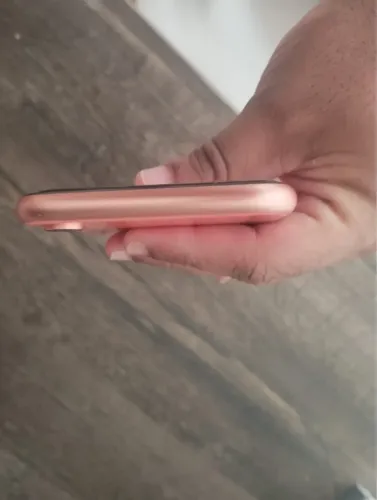 iPhone XR 64g funcionando perfeitamente tela perfeita sem trincado