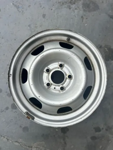 Roda de ferro Renault Duster aro 16