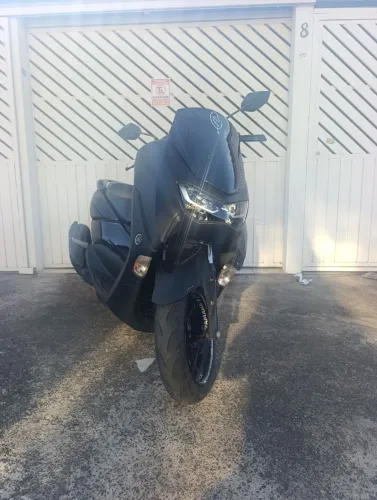 Nmax 160 2022 com apenas 8 mil km