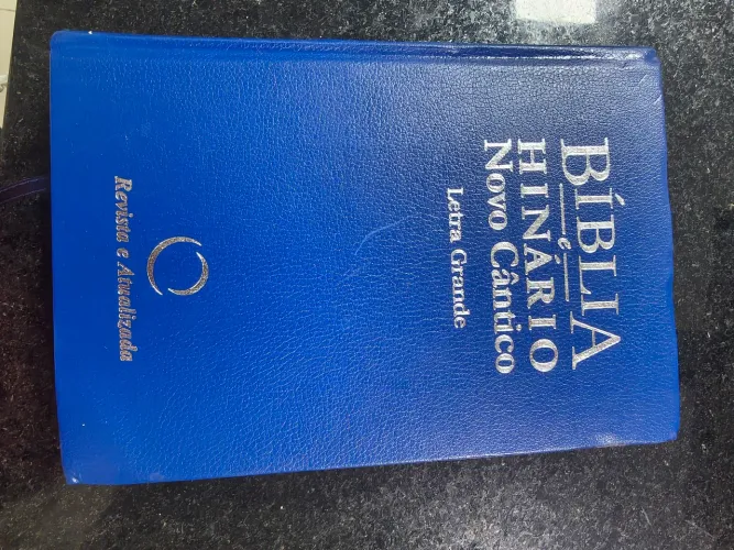 Bíblia sagrada com hinário Azul