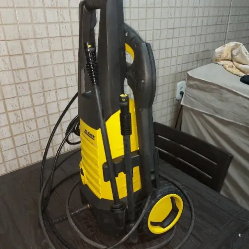 Lava jato Karcher pouco uso