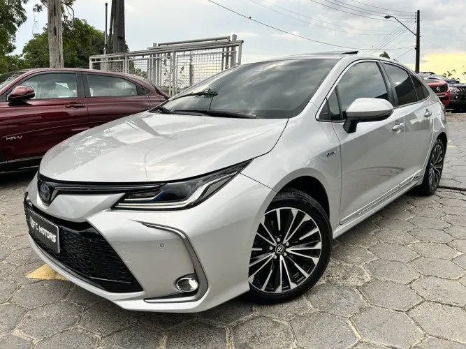 Toyota Corolla Altis Prem. Hybrid 1.8 Flex AUT 2025