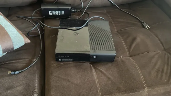 Xbox 360 super slim