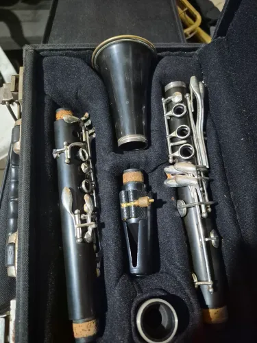 Clarineta Sib usada