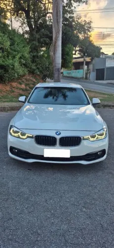 BMW 320I A Modern/sport TB 2.0/a.flex 16V 4P 2018