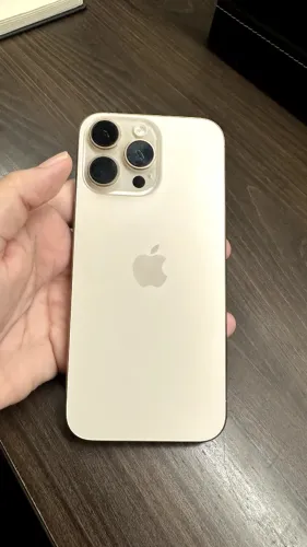 IPHONE 16 PRO MAX