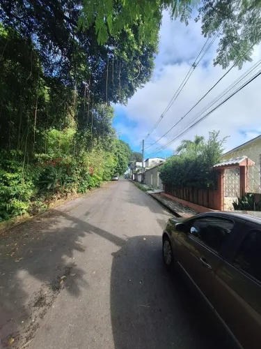 Vende-se linda casa no Japiim, próximo a Lagoa, Atacadão, Baratão, no Morro da Priguiça